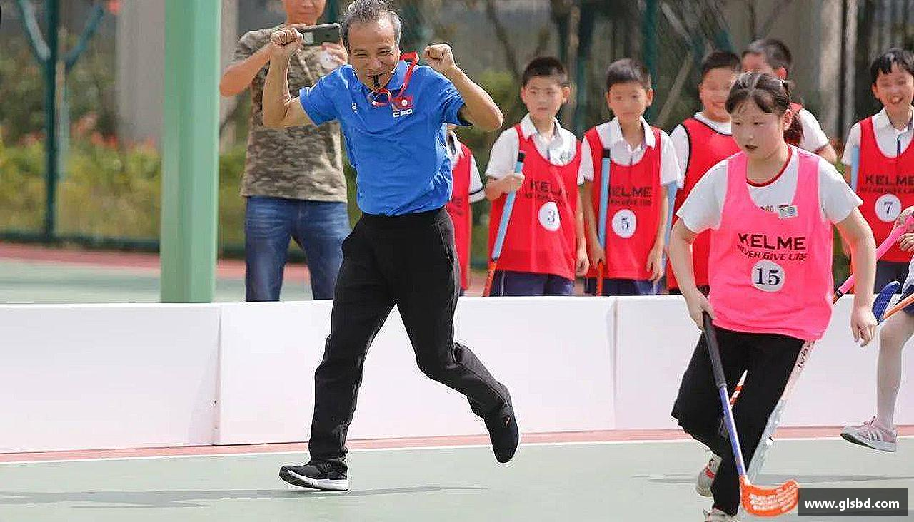 坚韧不拔，夺取荣耀！